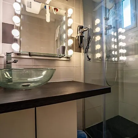 41 Vallier Апартаменты *