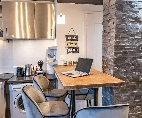 Apartment 41 Vallier *